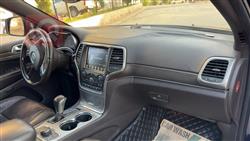 جیپ گراند شیرۆکی